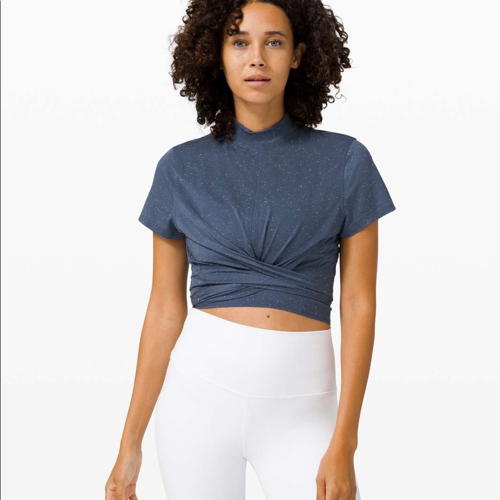 Lululemon 🍋 Time to Restore Mock Neck